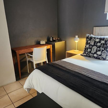 The Lantern Guesthouse Bloemfontein Exteriér fotografie